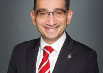 وزير النقل الكندي الجديد إشراقة فردية سورية