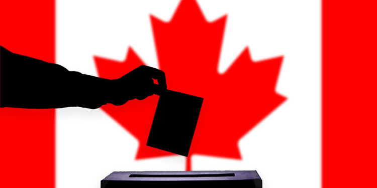 ترودو يتصدر استطلاعات الرأى بفارق ضئيل قبيل الانتخابات