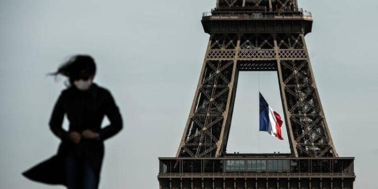 أزمة صفقة الغواصات.. باريس تستدعي سفيريها لدى واشنطن وكانبيرا