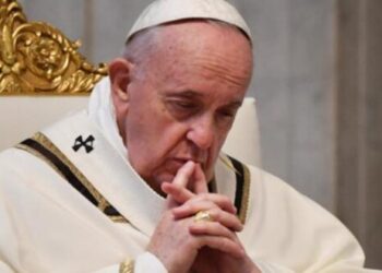 “بابا الفاتيكان” يدين الإجهاض: “أليس هذا إنساناً”؟