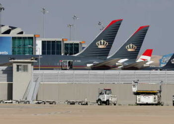 نقل بري للمسافرين بين عمان ودمشق لحين عودة الرحلات الجوية