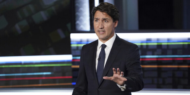 ترودوا يطلق تحذيرا للكنديين في اليوم الأخير من الحملة الانتخابية