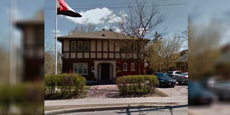 سفارة وقنصليات مصر في كندا تنكس الأعلام حدادًا على المشير طنطاوي