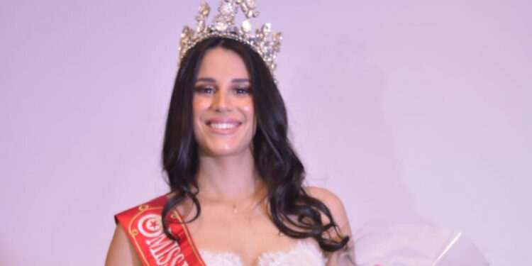 أماني العيوني ممثلةً لتونس في مسابقة ملكة جمال العالم