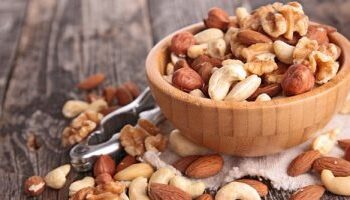 دراسة تكشف.. تناول المكسرات لا يؤدى إلى زيادة الوزن