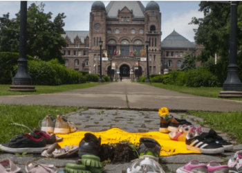 كندا: إقرار يوم عطلة رسمية تضامنا مع ضحايا المدارس الداخلية من السكان الأصليين