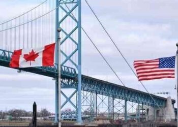 أمريكا تفتح حدودها أمام المسافرين الملقحين بالكامل من كندا والمكسيك