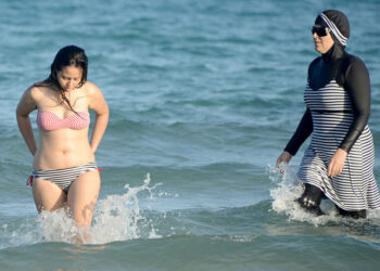 فتاة من كندا: جسد المرأة ملكها وأؤيد ارتداء البوركيني