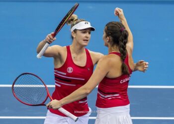 كندا تصعق فرنسا في كأس العالم للتنس