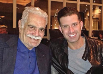 نصف يهودي.. حفيد عمر الشريف يكشف كيف واجه جده بـ “مثليته الجنسية”