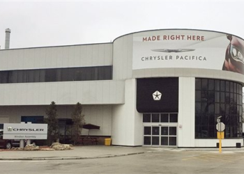 عبوة مفخخة.. تفاصيل التحقيق في انفجار مقر ستيلانتس بكندا