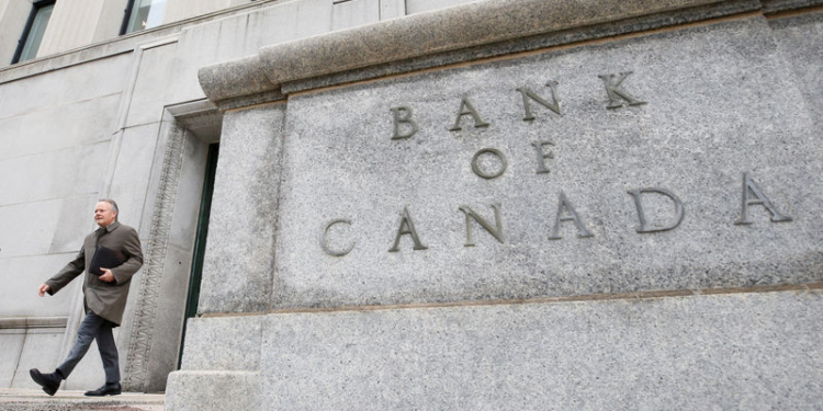 محافظ بنك كندا: محتمل أن نرفع الفائدة خلال الفترة بين أبريل وسبتمبر 2022