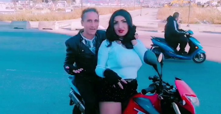 “ما تسيبو ماسكو ليه.. تعا واركب عليه” تشوه الفن الأصيل فأين النقابات؟