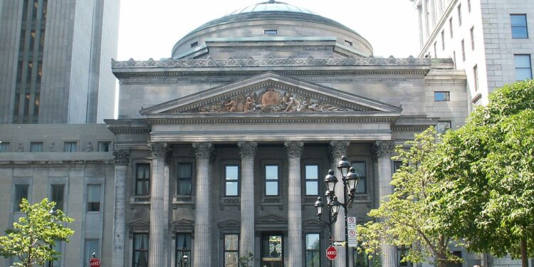 بنوك كندا تتوقع زيادات في أسعار الفائدة