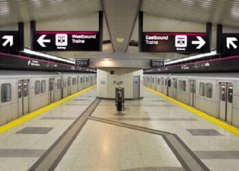 الشرطة تغلق محطة الاتحاد في تورونتو بعد إطلاق للنار