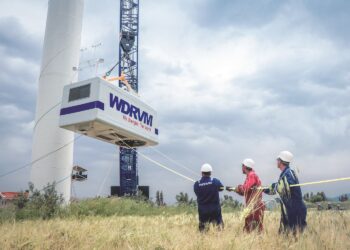 مشروع طفل سيعيد الكهرباء إلى سوريا ويصدر الطاقة إلى العالم