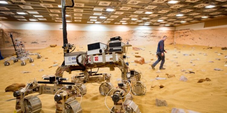 المخابرات الروسية تكشف استوديو ناسا لتصوير الهبوط على المريخ