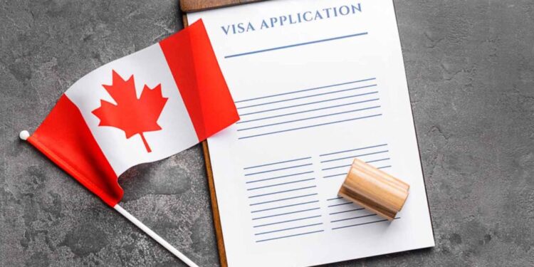 حول الفيزا الدراسية إلى إقامة في كندا