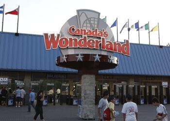 وظائف جديدة في مدينة الملاهي Wonderland في كندا