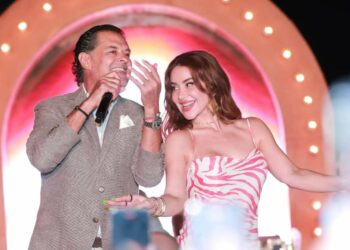 راغب علامة يداعب ديانا وأوكسانا.. والجمهور بهاجمه