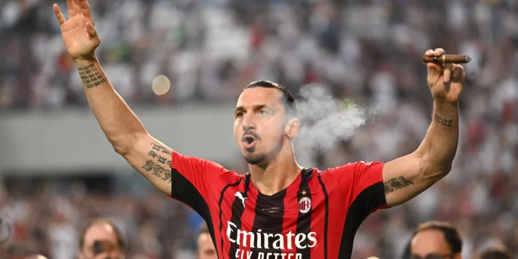 ساقا إبراهيموفيتش تشعلان مواقع التواصل الاجتماعي