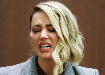 آمبر هيرد تُعلن إفلاسها فهل حقيقة ام تهرب من تسديد غرامة جوني ديب