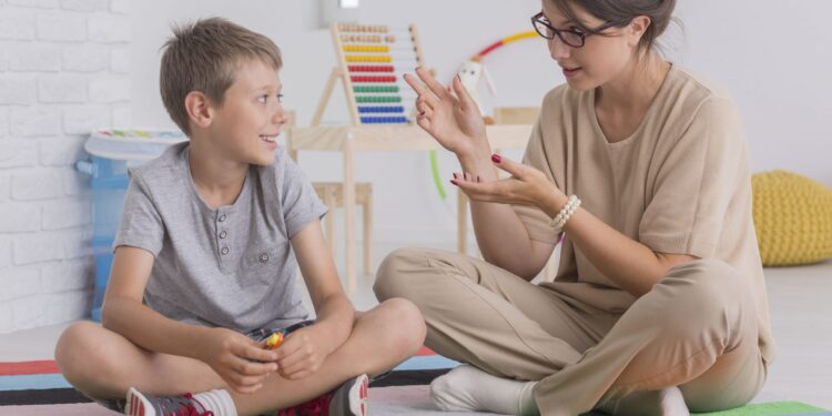 اجعلي من ابنك تلميذا مثاليا بخطوات بسيطة