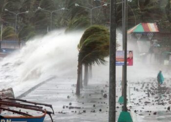 مشاهد صادمة لقوة إعصار فيونا ودمار في المنازل شرقي كندا