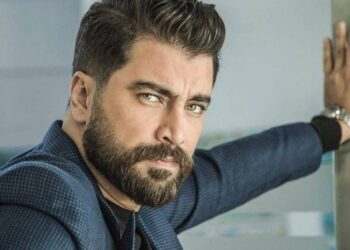 معتصم النهار بإطلالة جديدة من داخل سيارته