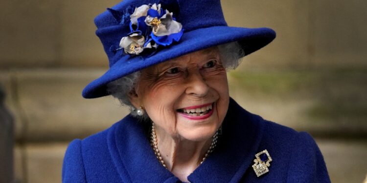 هل سيحصل الكنديون على عطلة رسمية بعد وفاة الملكة إليزابيث؟