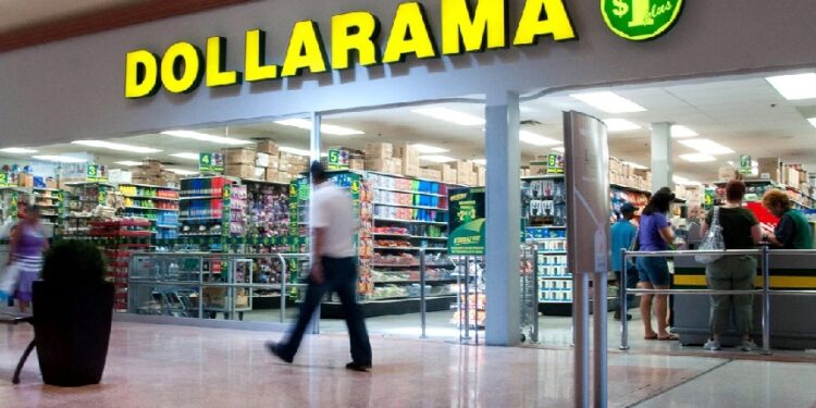 عروض مغرية من سلسلة متاجر Dollarama تجذب الكندين