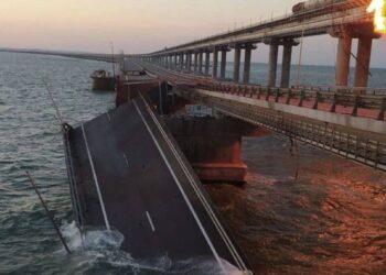 تفجير يستهدف جسر كيرتش الذي يربط القرم بروسيا