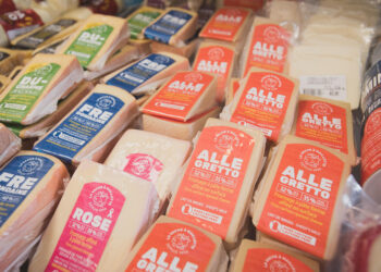 لهذا السبب تم سحب جبنة “Le Fromage au ، La Vache a Maillottes” من الأسواق