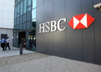 رفع سعر الفائدة في هذه البنوك الكبيرة