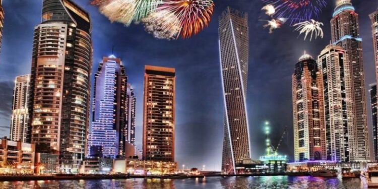 ابوظبي تدخل موسوعة غينيس في عرض ليلة راس السنة