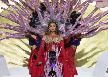 فيديو: فرقة مياس تتألق مع بيونسي في افتتاح اتلنتس ذا رويل