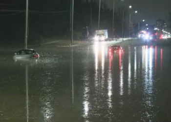 عودة فتح بعض الطرق التي أُغلِقتها المياه في ميسيساجا