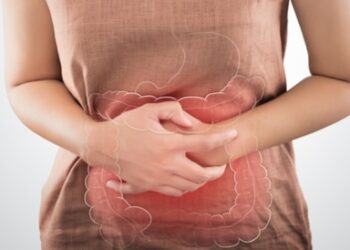 اطعمة تجنبك خطر سرطان الأمعاء