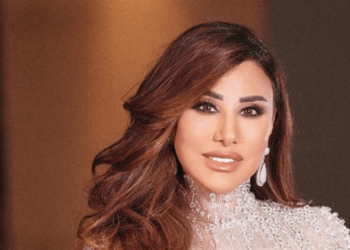 جنيفر لوبيز تظهر بفستان نجوى كرم