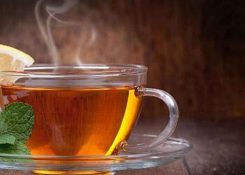 احذروا شرب الشاي على معدة فارغة
